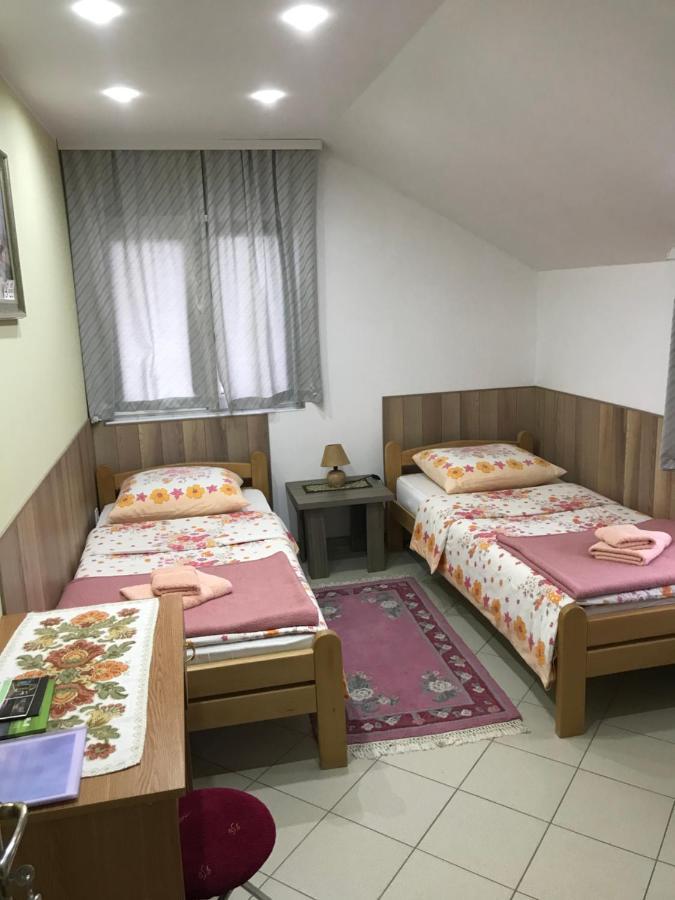 Guesthouse Rebel Deliblato Zewnętrze zdjęcie