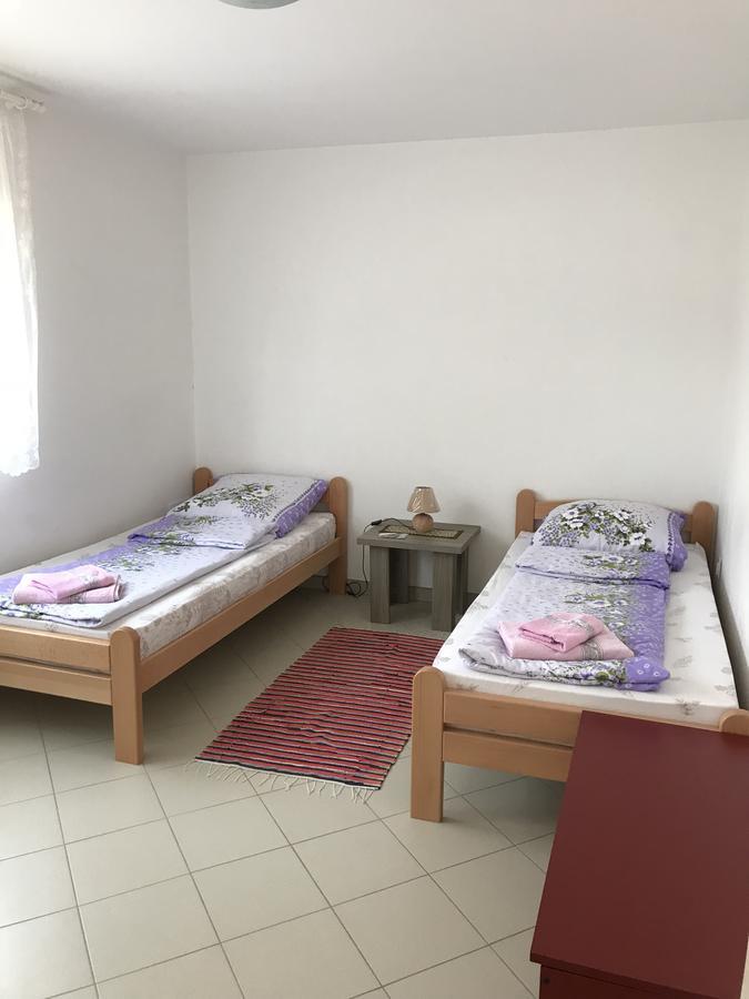Guesthouse Rebel Deliblato Zewnętrze zdjęcie