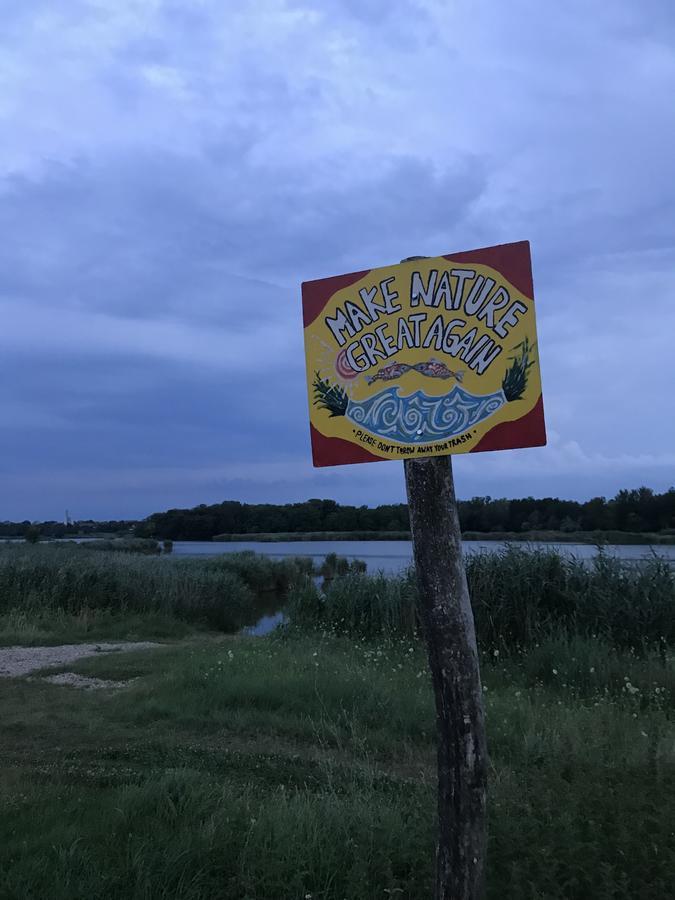 Guesthouse Rebel Deliblato Zewnętrze zdjęcie